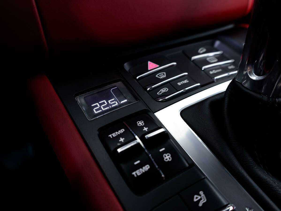 Купить Porsche Macan Turbo, 2014, 75 890 км, фото №21