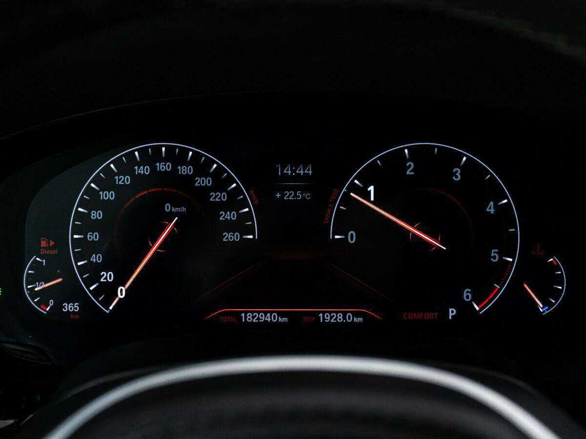 Купить BMW 5 серии 520d xDrive, 2018, 182 600 км, фото №11