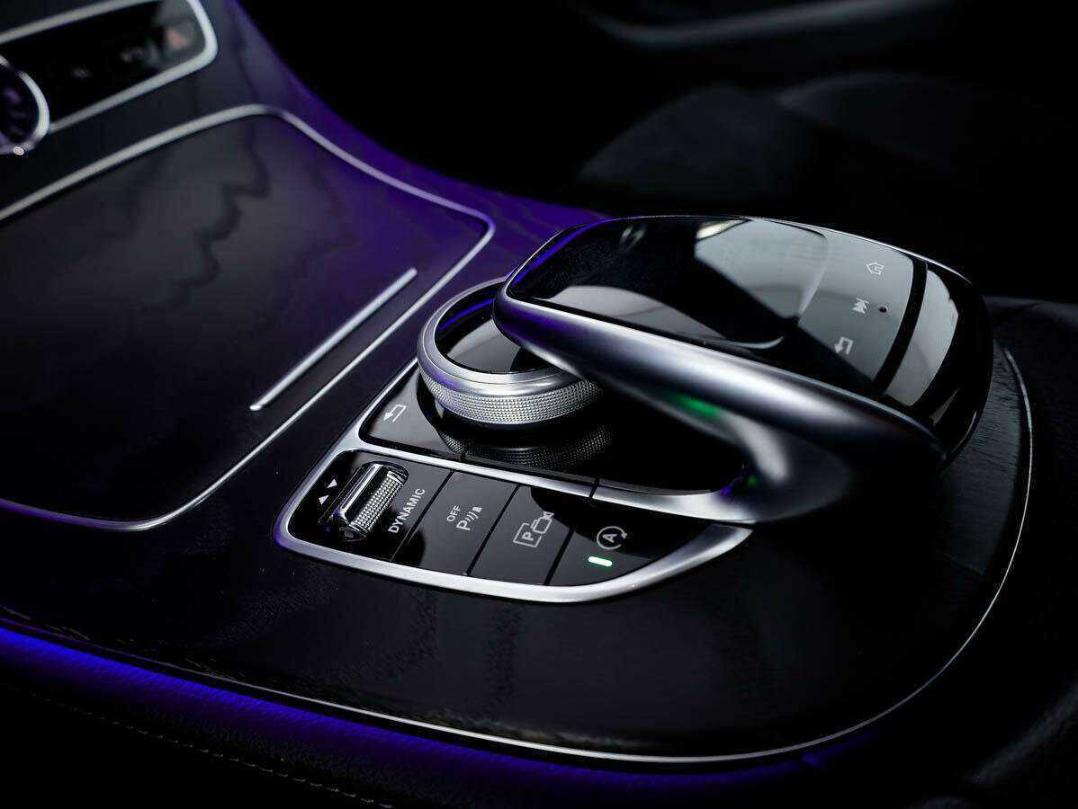 Купить Mercedes-Benz E-Класс 200, 2019, 66 918 км, фото №16