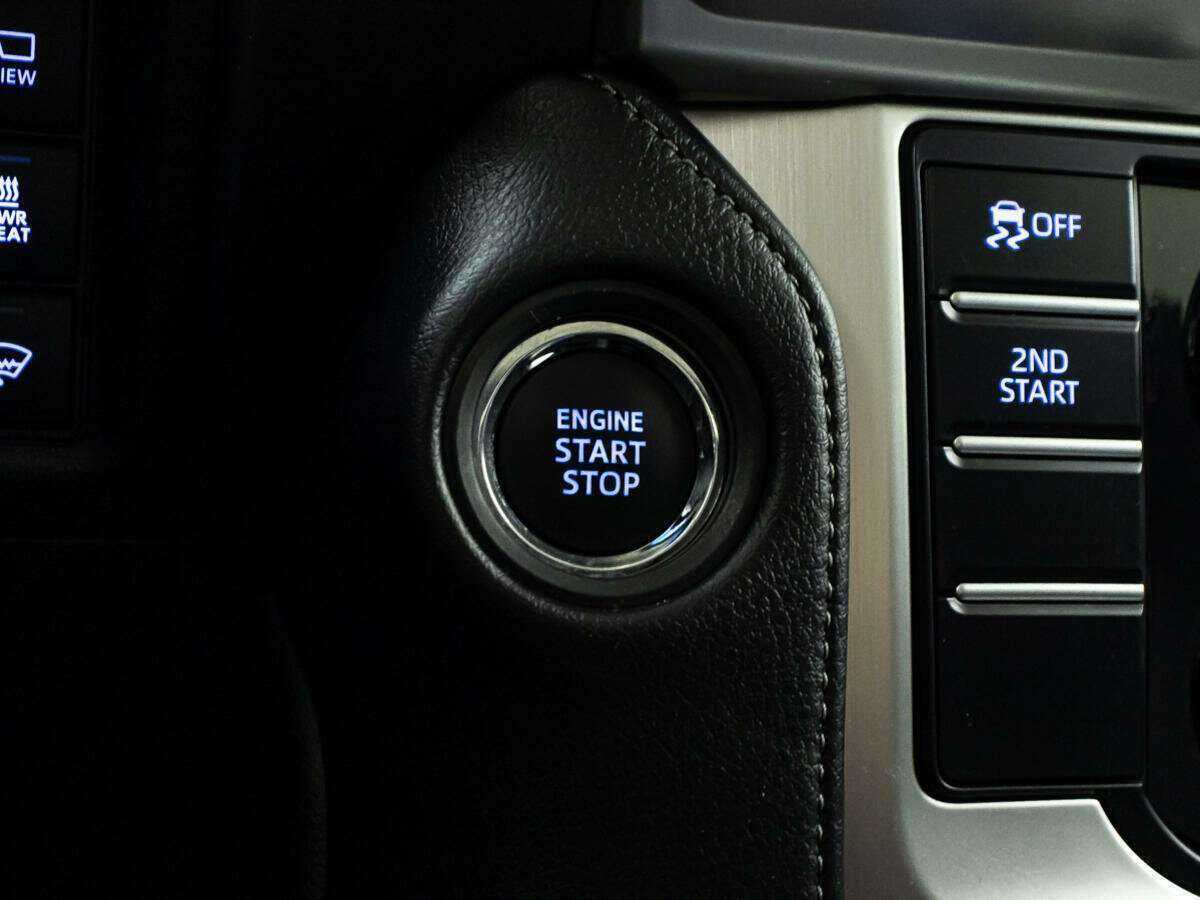 Купить Toyota Land Cruiser Prado, 2017, 137 978 км, фото №24