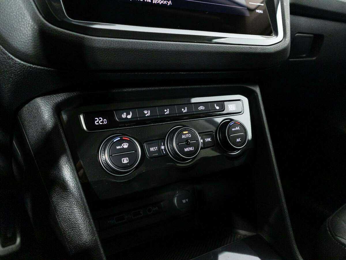 Купить Volkswagen Tiguan, 2020, 137 042 км, фото №16