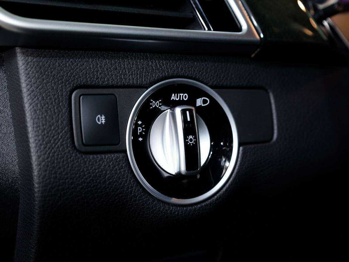 Купить Mercedes-Benz GLS 400, 2016, 133 522 км, фото №25