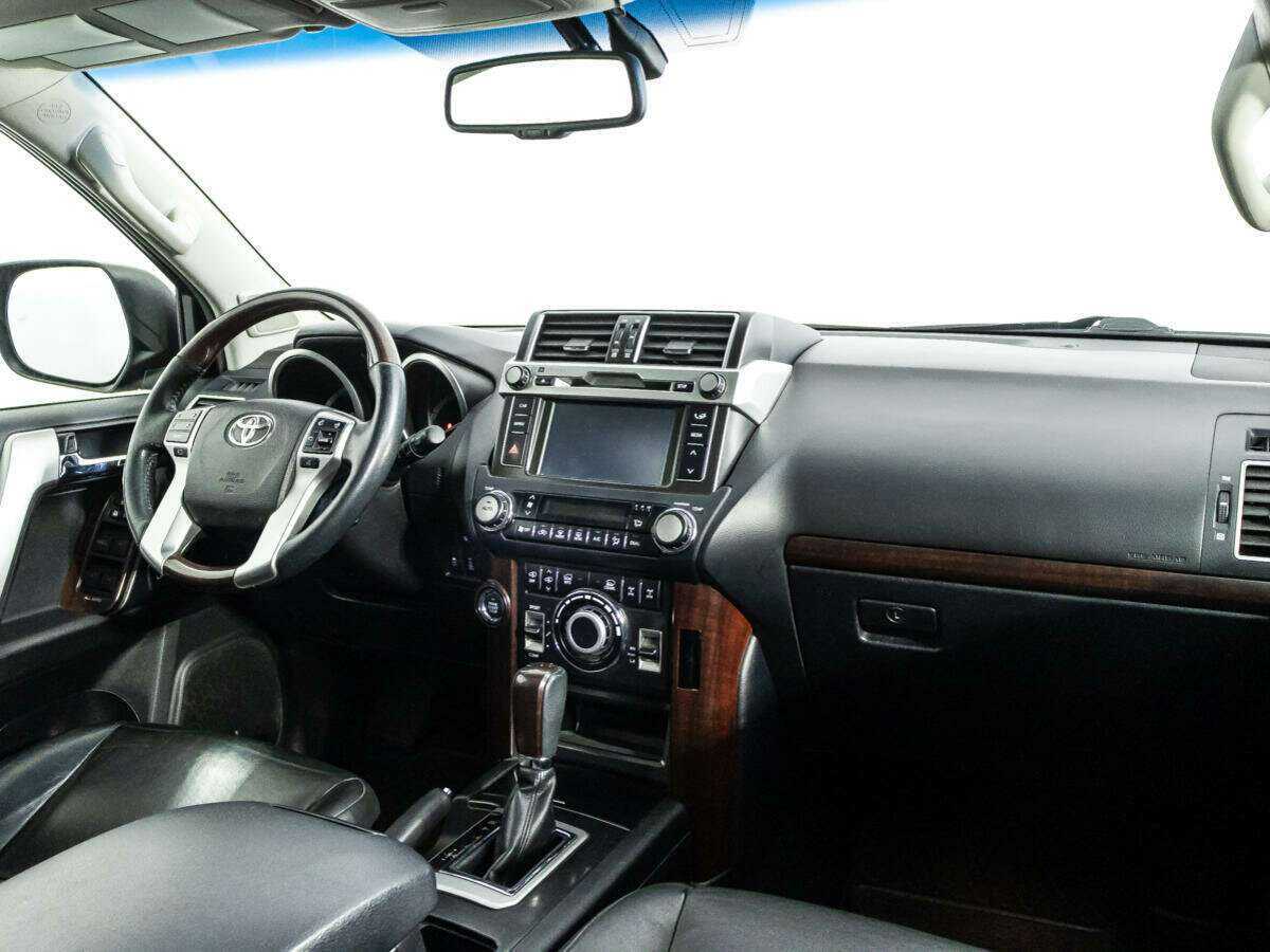Купить Toyota Land Cruiser Prado, 2016, 136 397 км, фото №9