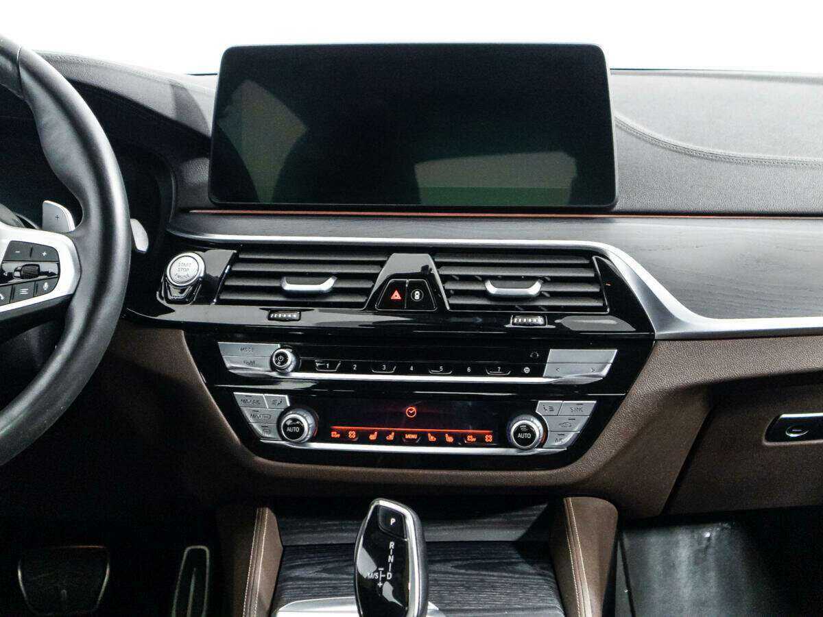 Купить BMW 5 серии 530d xDrive, 2020, 79 958 км, фото №14