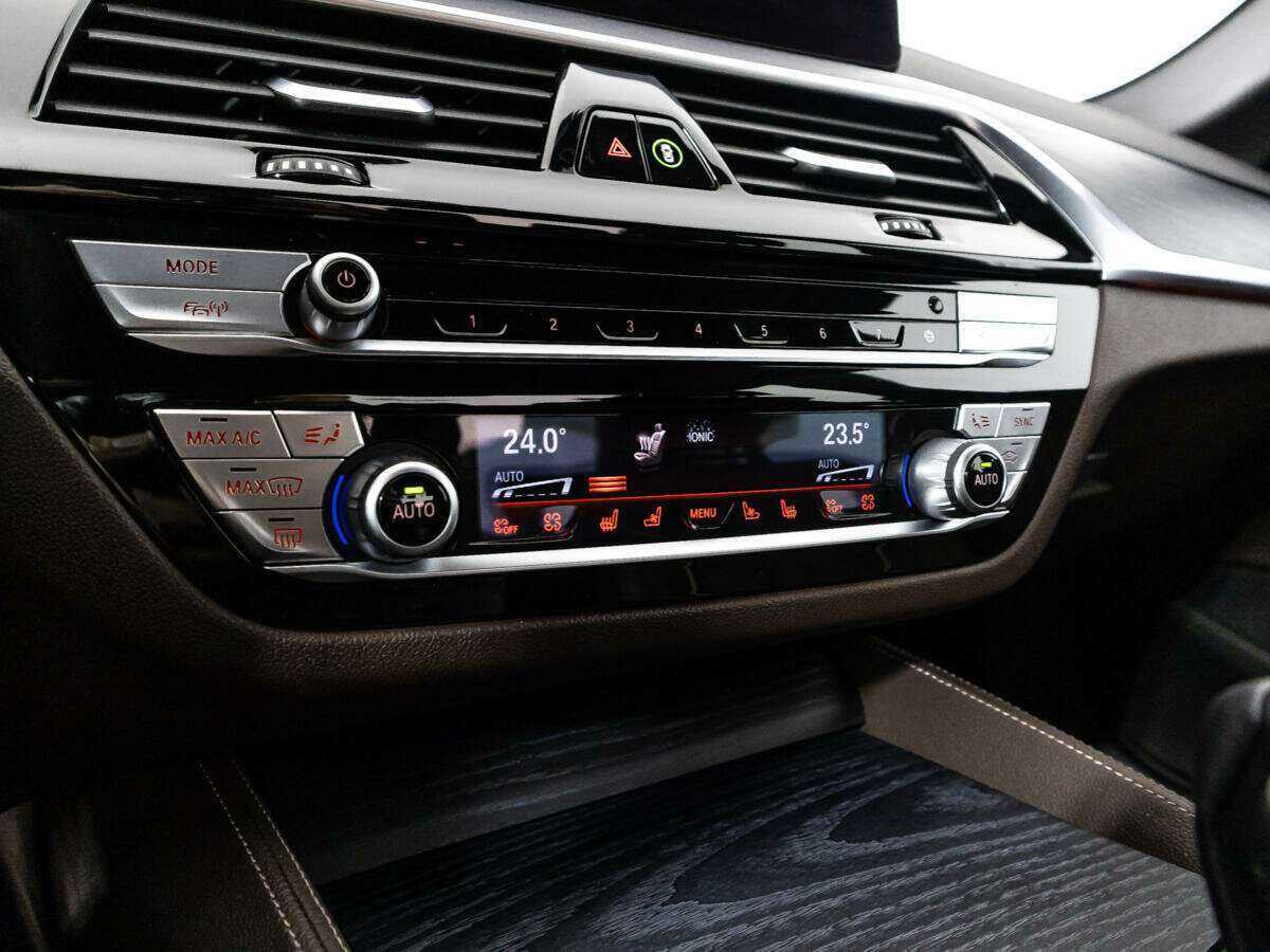 Купить BMW 5 серии 530d xDrive, 2020, 79 958 км, фото №20