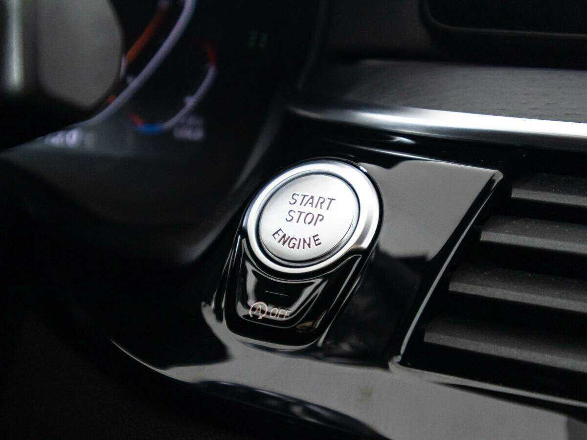 Купить BMW 5 серии 530d xDrive, 2020, 79 958 км, фото №25