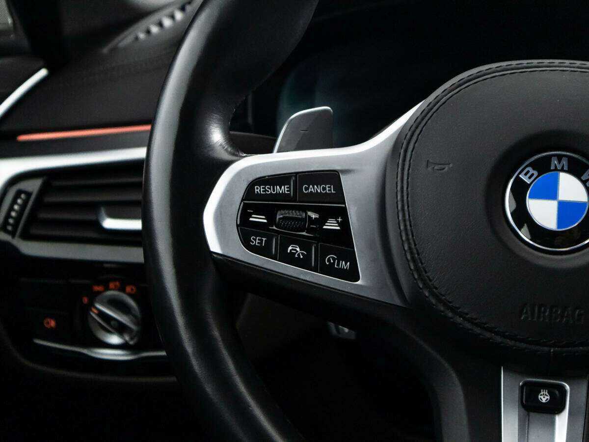 Купить BMW 5 серии 530d xDrive, 2020, 79 958 км, фото №27