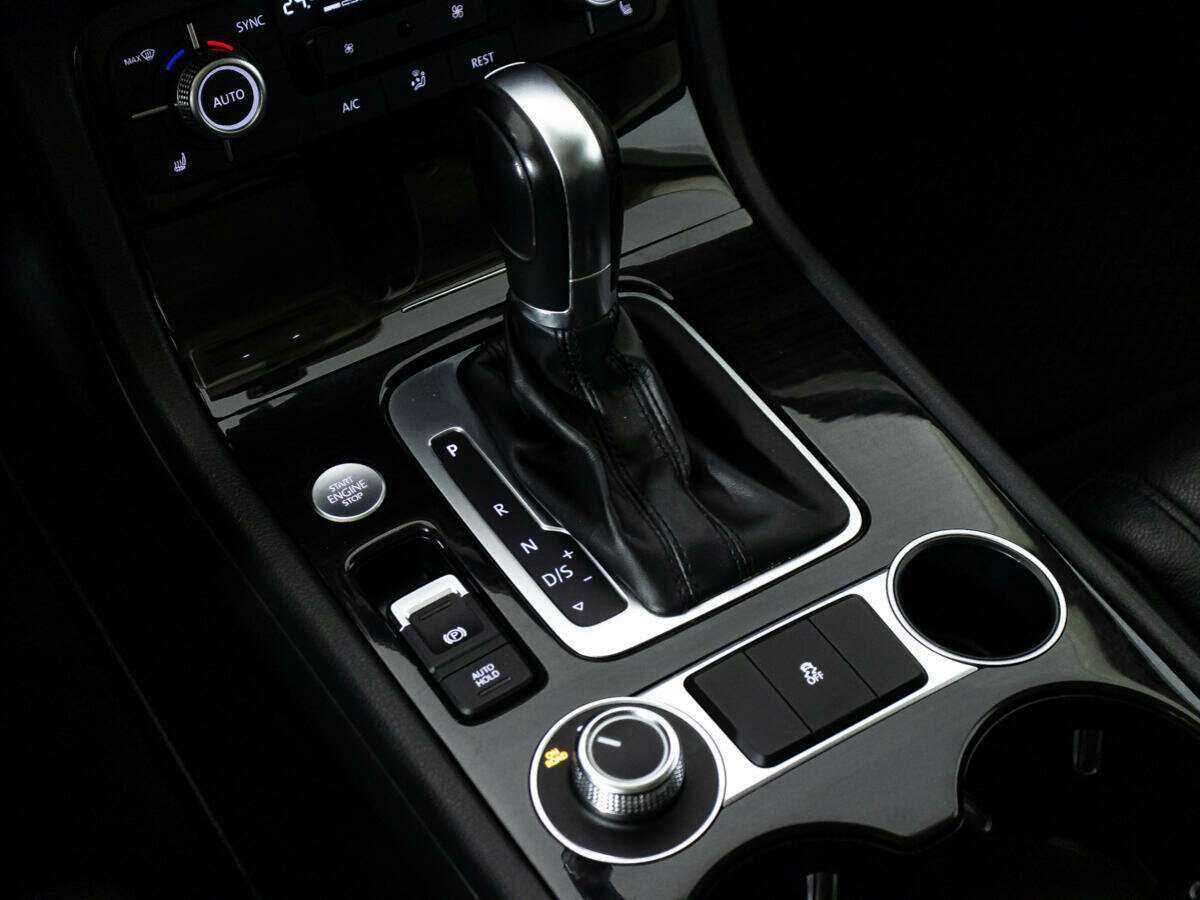 Купить Volkswagen Touareg, 2015, 192 733 км, фото №18