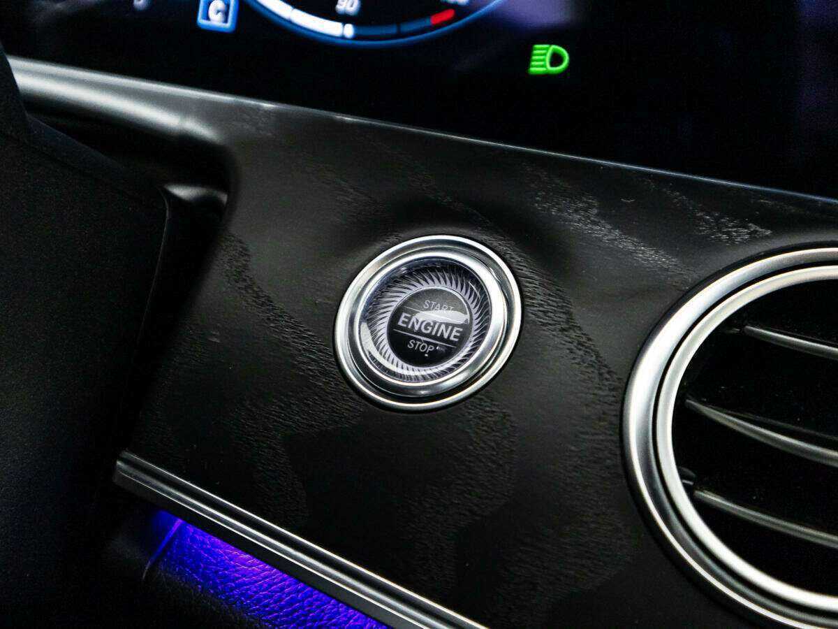 Купить Mercedes-Benz E-Класс 200, 2021, 107 113 км, фото №20