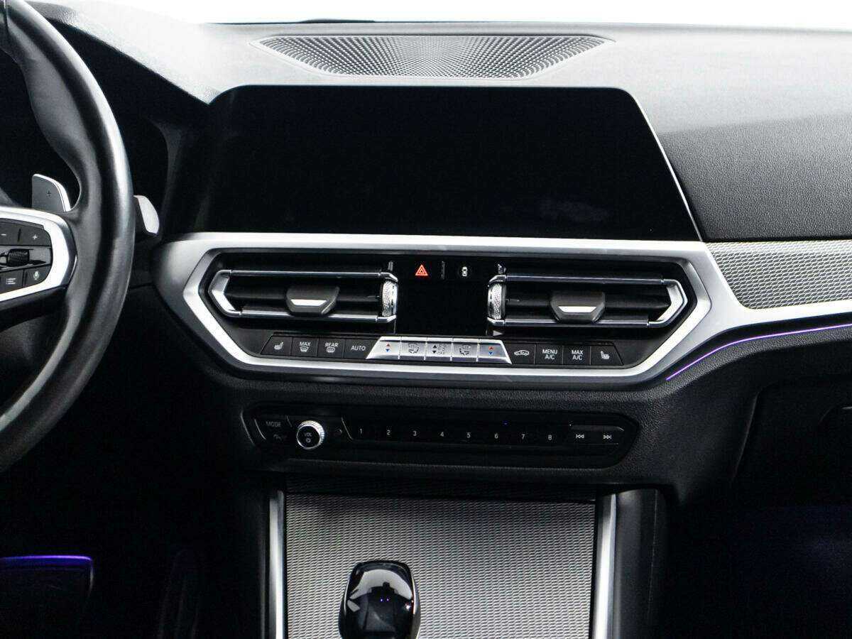 Купить BMW 3 серии 330e, 2020, 85 435 км, фото №14