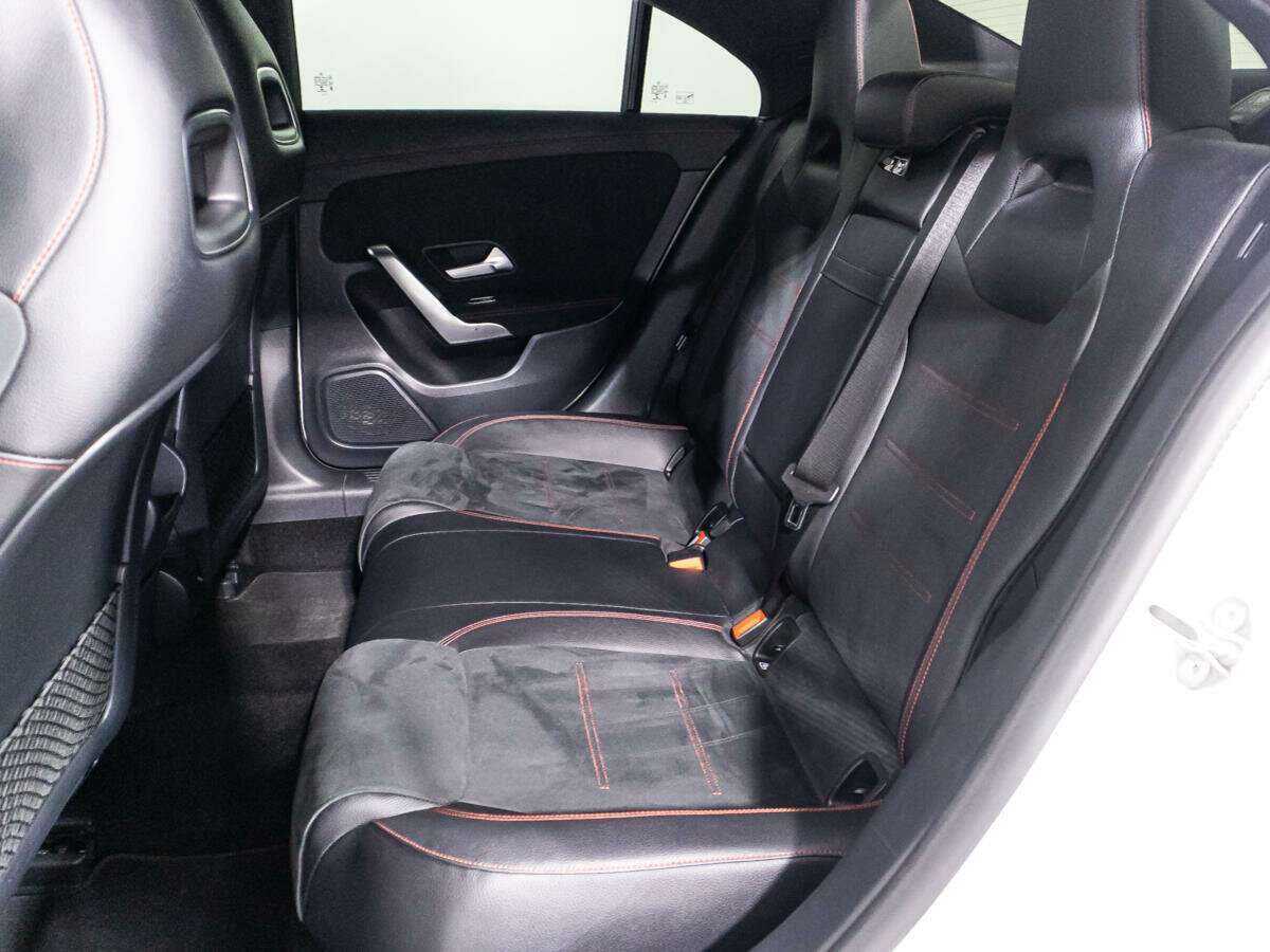 Купить Mercedes-Benz CLA 200, 2019, 115 001 км, фото №10