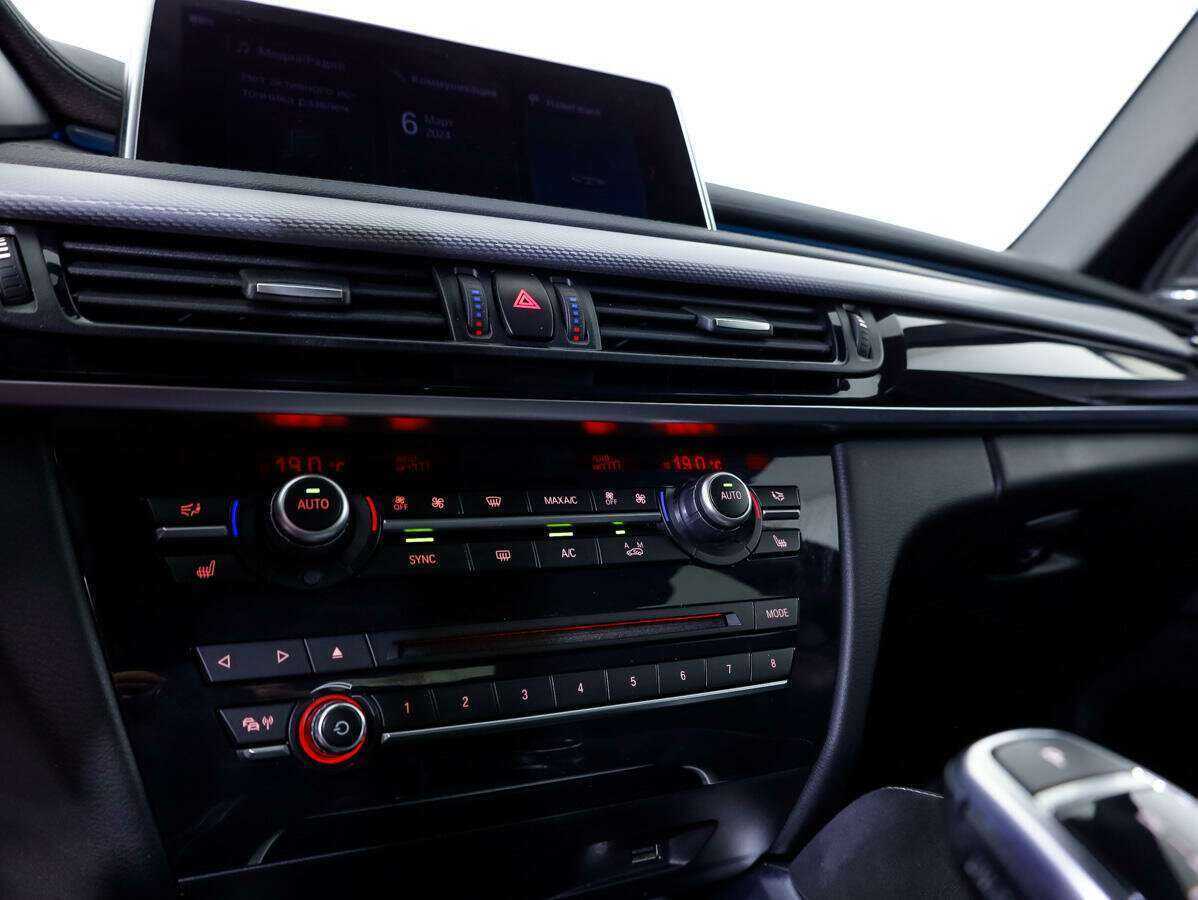 Купить BMW X6 30d, 2017, 168 165 км, фото №19