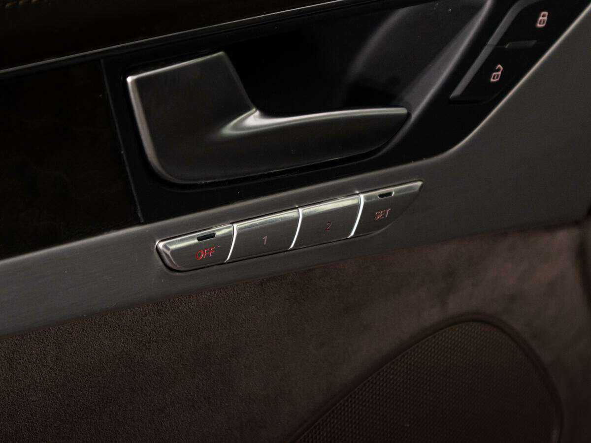 Купить Audi A8 Long, 2014, 144 382 км, фото №25