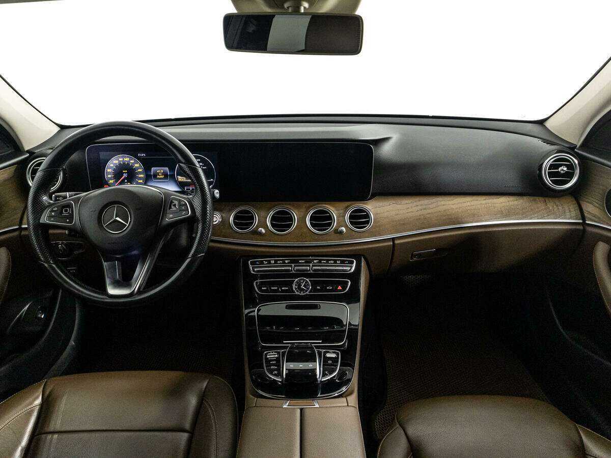 Купить Mercedes-Benz E-Класс 400, 2016, 76 165 км, фото №13
