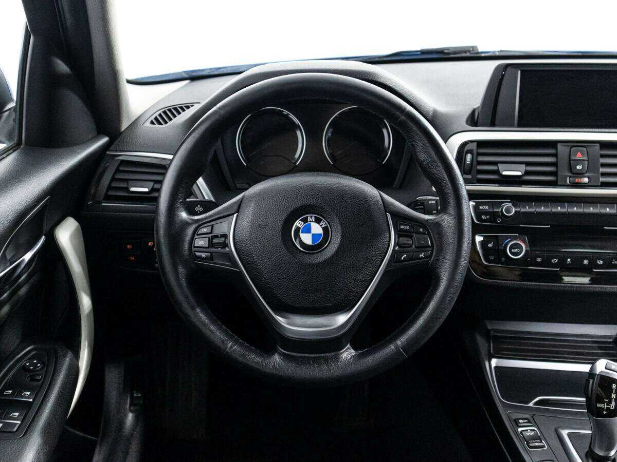 Купить BMW 1 серии 118i, 2018, 156 000 км, фото №17