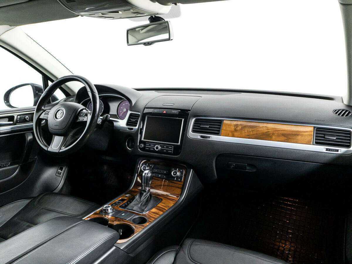 Купить Volkswagen Touareg, 2010, 178 045 км, фото №9