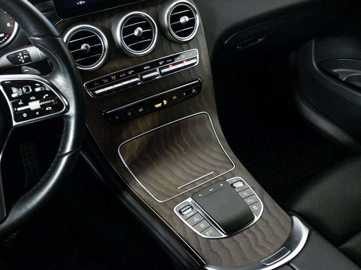 Купить Mercedes-Benz GLC 220 d, 2019, 95 921 км, фото №17