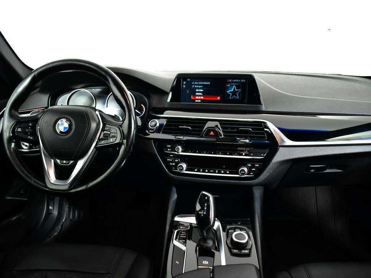 Купить BMW 5 серии 520d xDrive, 2018, 108 008 км, фото №12