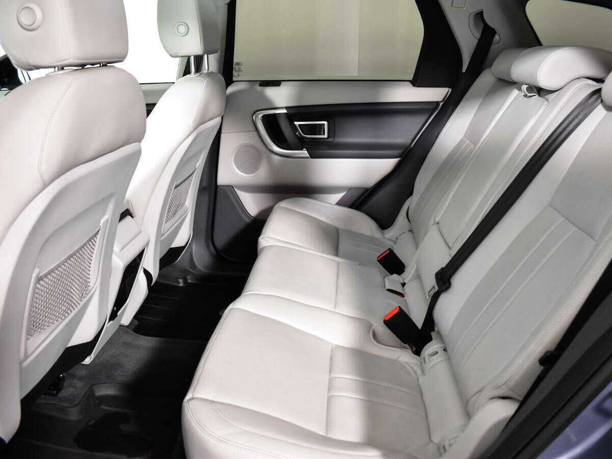 Купить Land Rover Discovery Sport, 2017, 81 831 км, фото №8