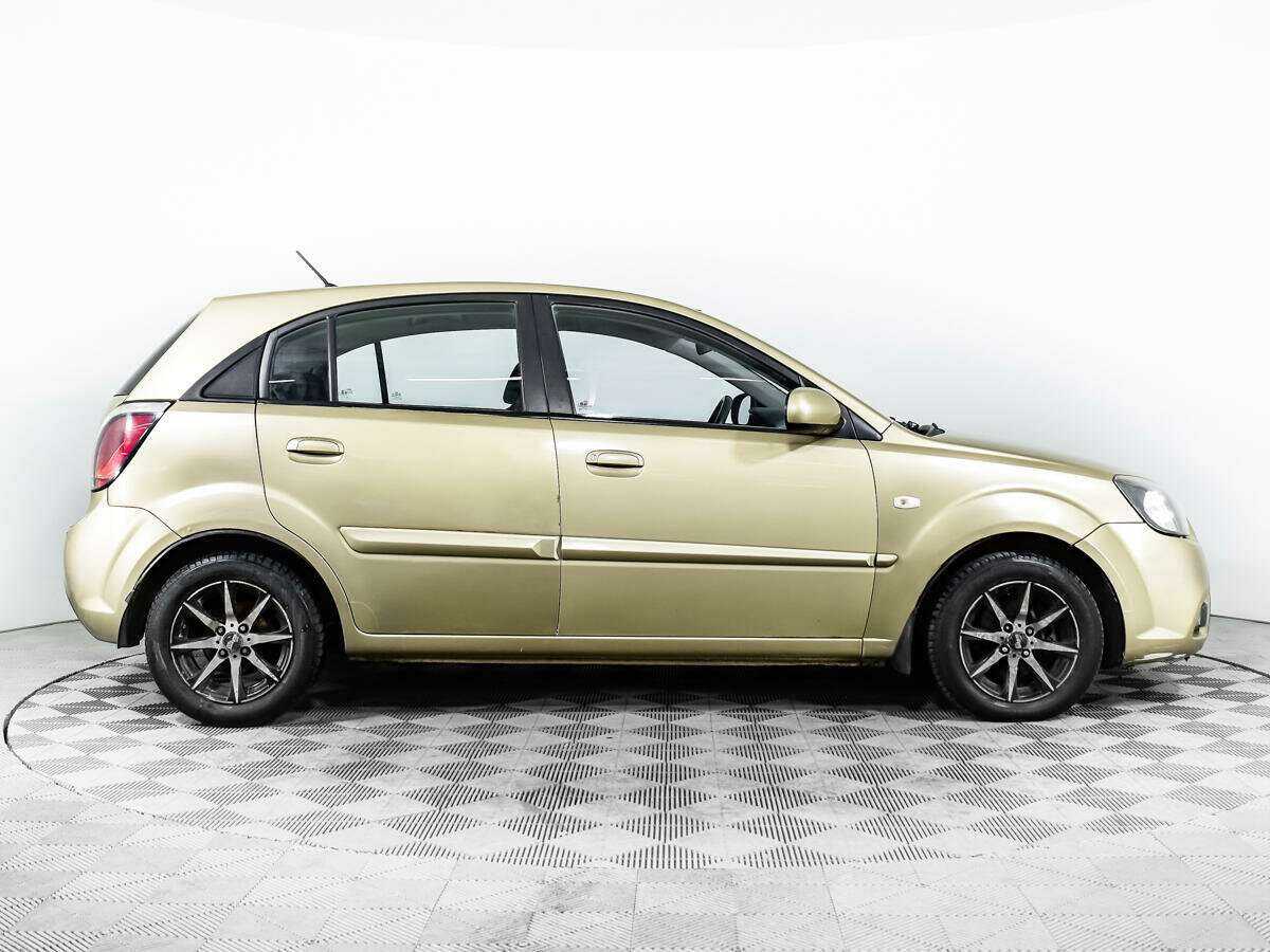 Купить Kia Rio, 2010, 145 491 км, фото №4