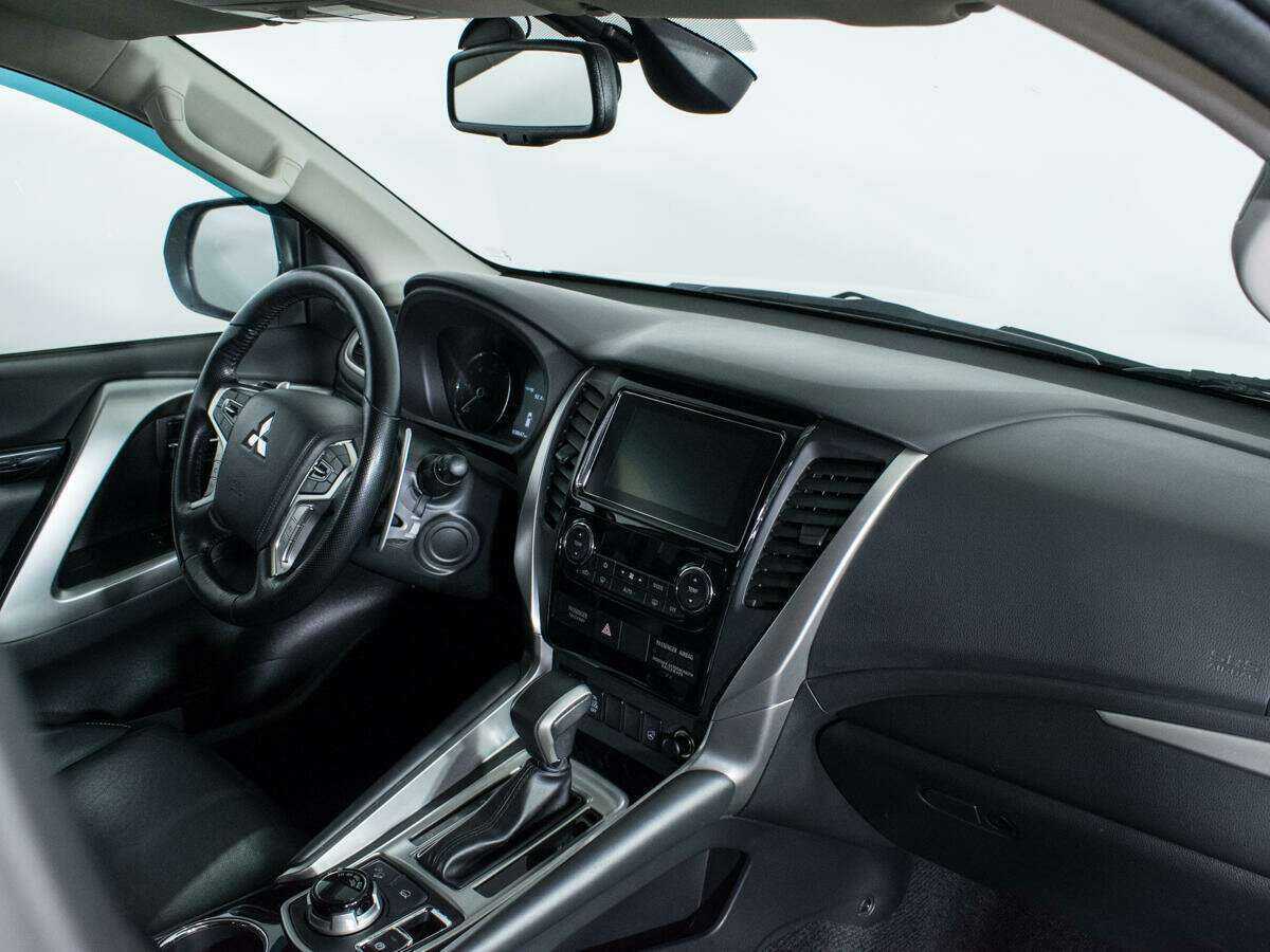 Купить Mitsubishi Pajero Sport, 2018, 39 000 км, фото №8
