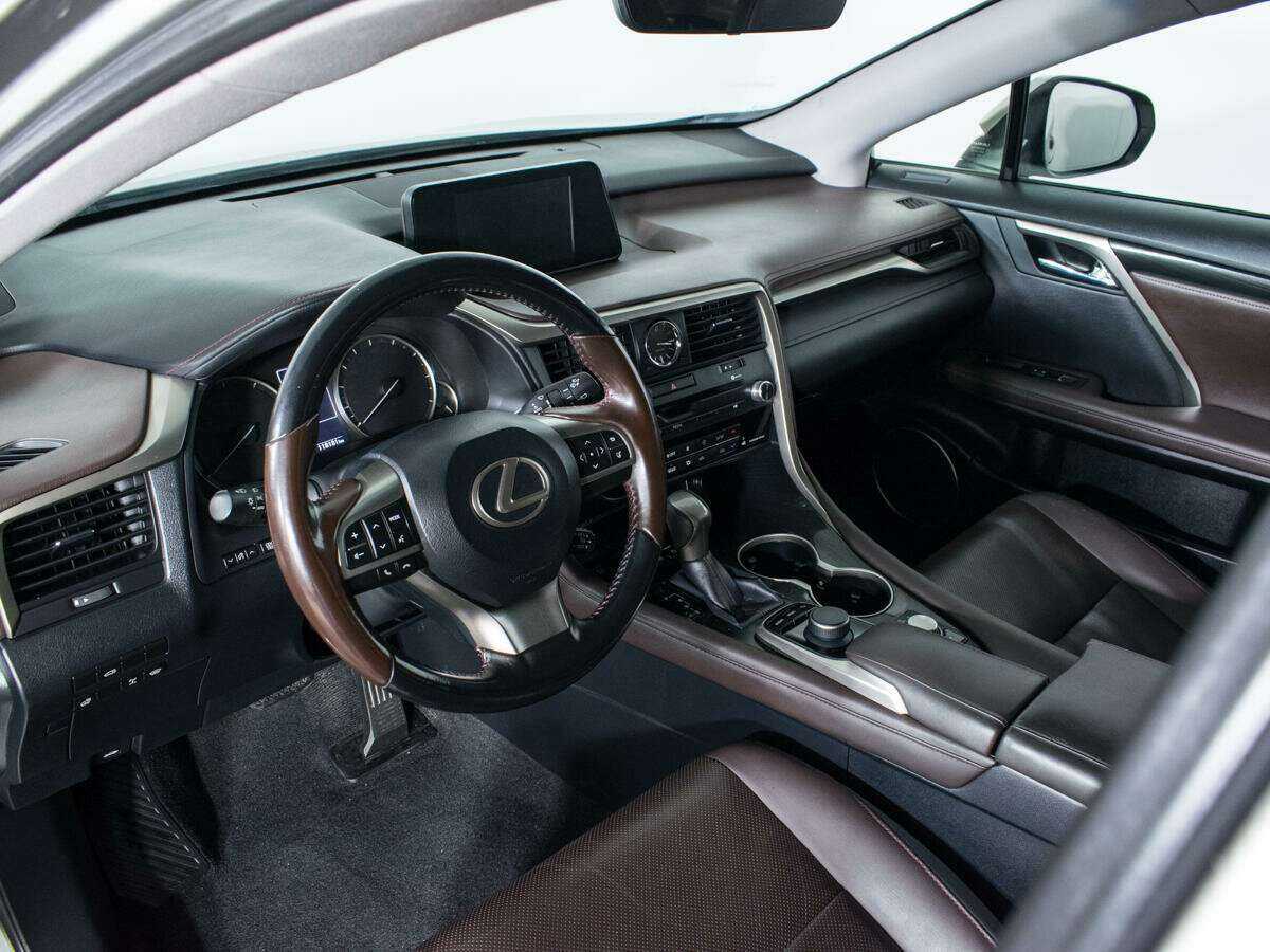 Купить Lexus RX 200t, 2017, 117 650 км, фото №13