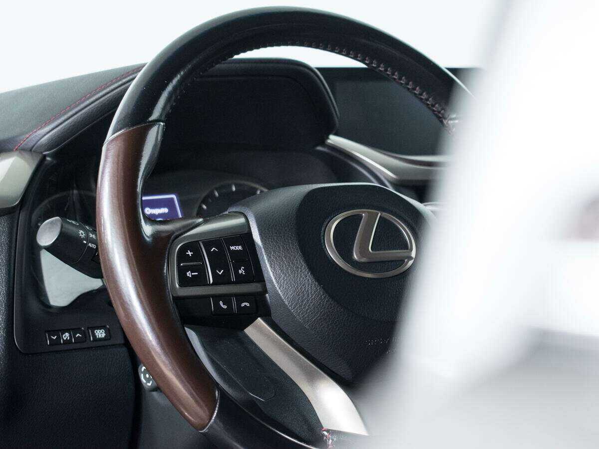 Купить Lexus RX 200t, 2017, 117 650 км, фото №18