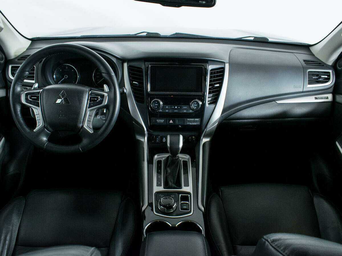 Купить Mitsubishi Pajero Sport, 2019, 94 350 км, фото №12