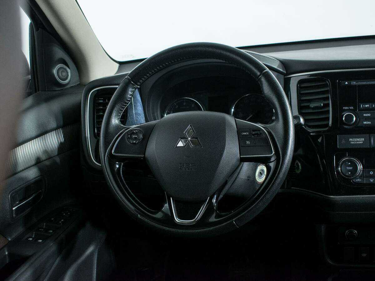 Купить Mitsubishi Outlander, 2017, 144 572 км, фото №13