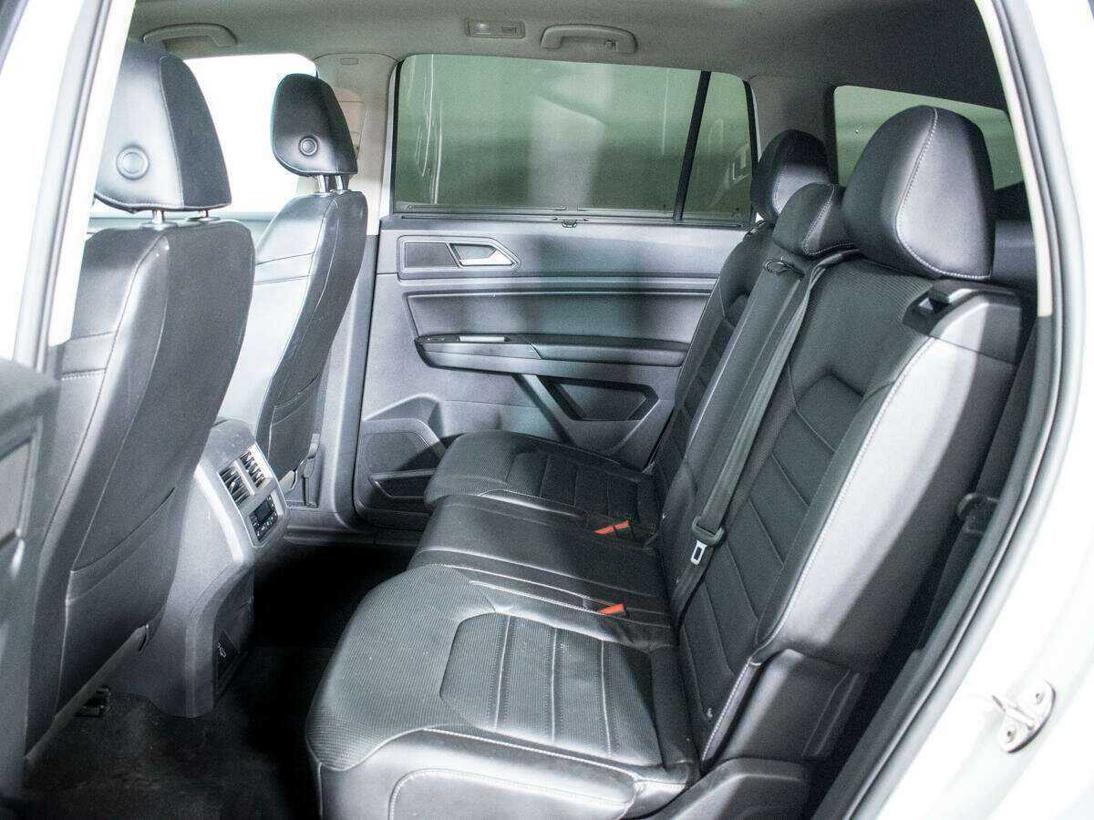 Купить Volkswagen Teramont, 2018, 120 364 км, фото №9