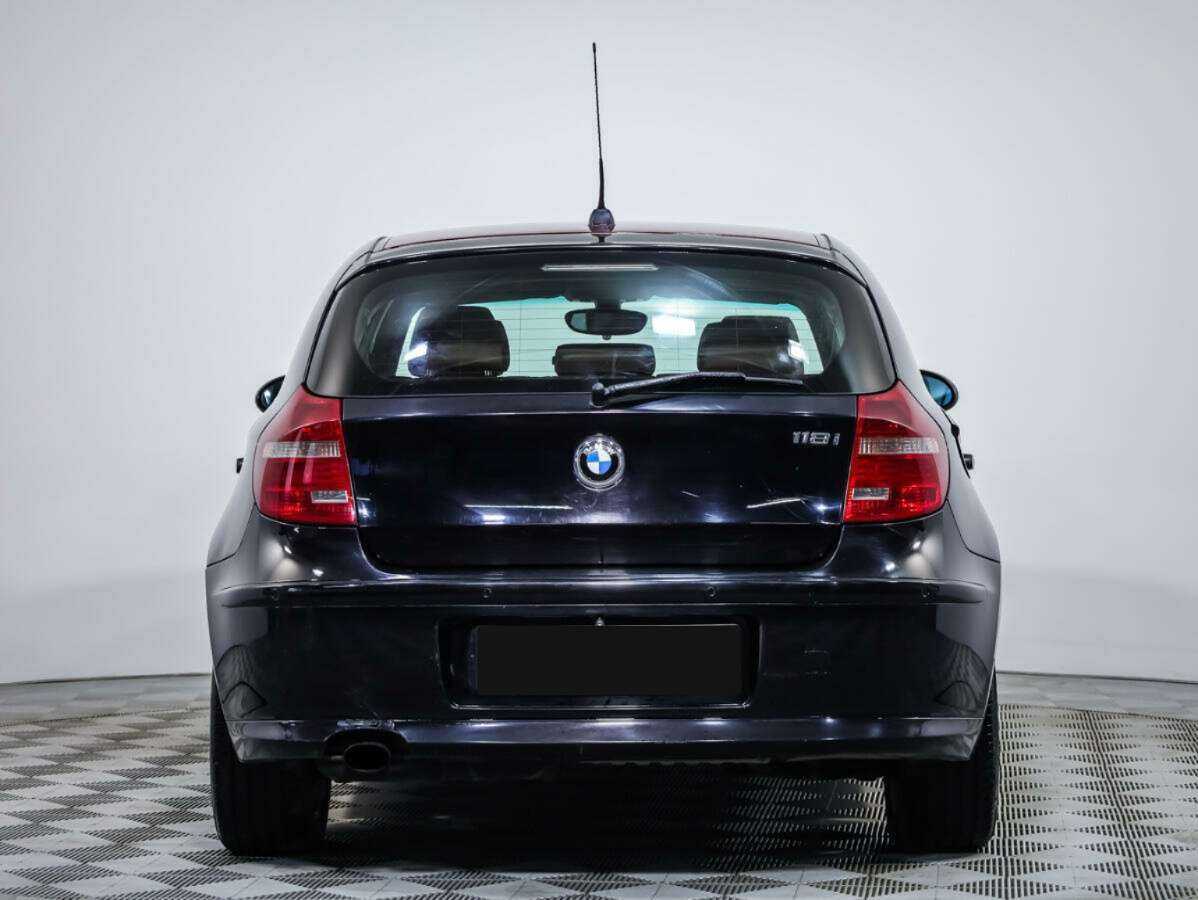 Купить BMW 1 серии 118i, 2008, 270 983 км, фото №5