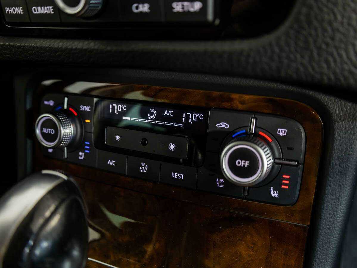 Купить Volkswagen Touareg, 2015, 102 426 км, фото №14