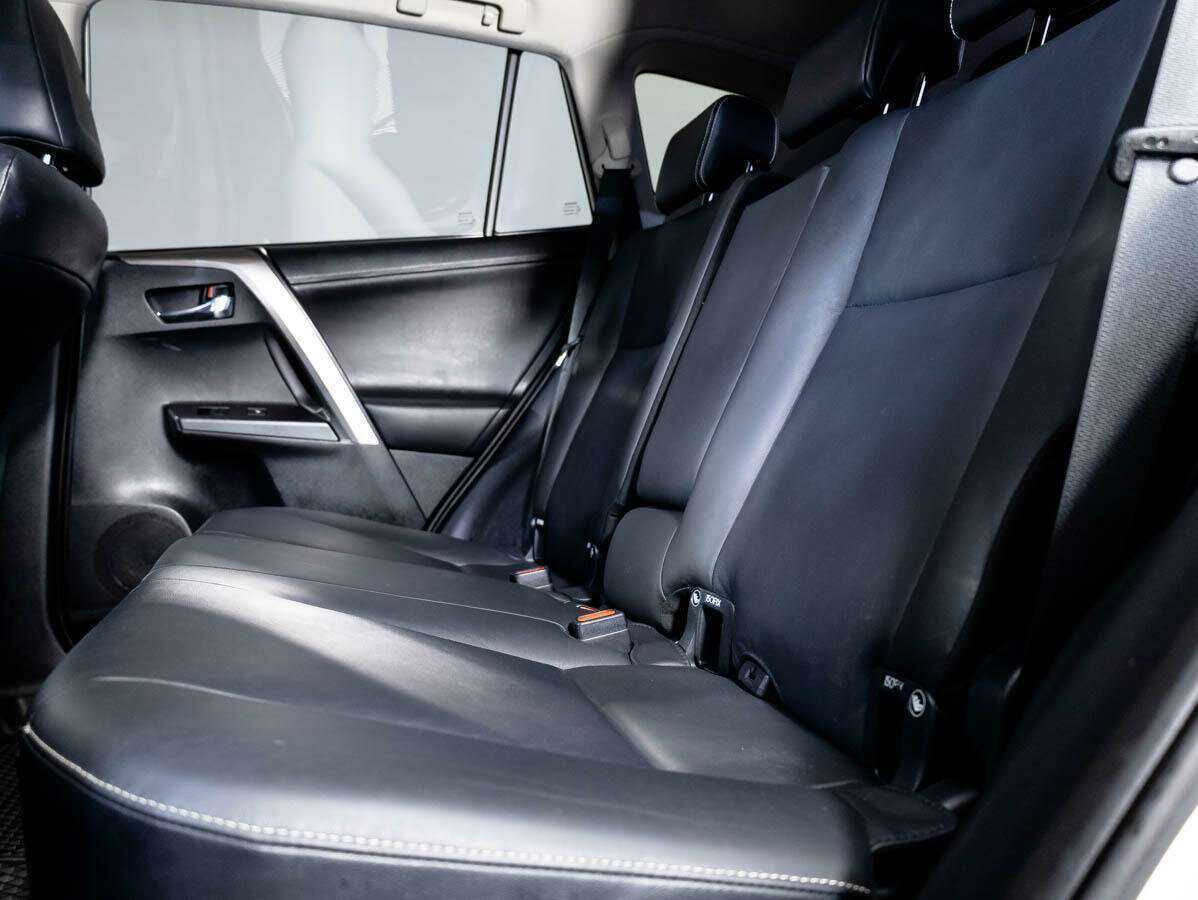 Купить Toyota RAV4, 2018, 98 863 км, фото №13