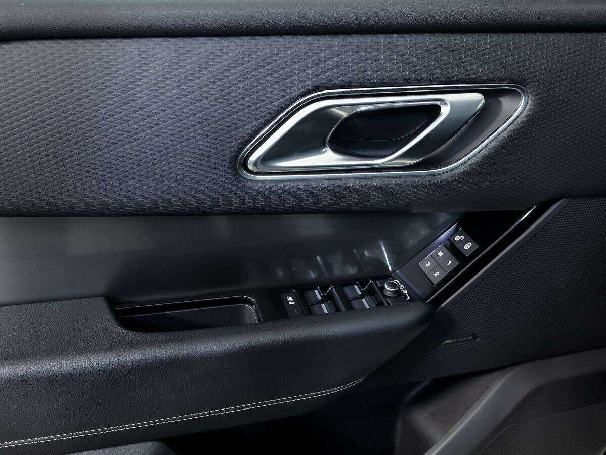 Купить Land Rover Range Rover Velar, 2018, 149 750 км, фото №21