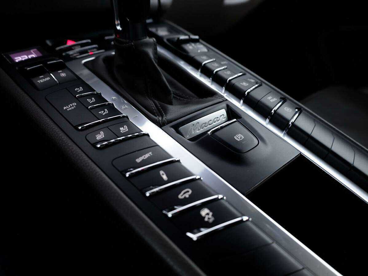 Купить Porsche Macan Turbo, 2015, 73 824 км, фото №24