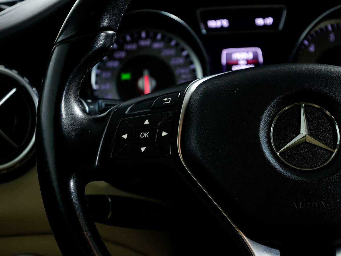 Купить Mercedes-Benz GLA 200, 2015, 127 846 км, фото №21
