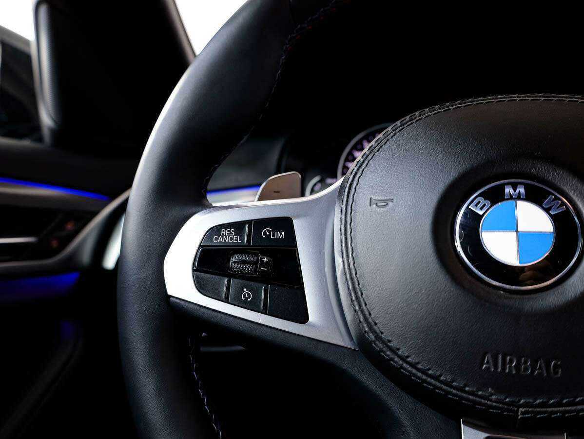 Купить BMW 5 серии 520d xDrive, 2019, 123 215 км, фото №17