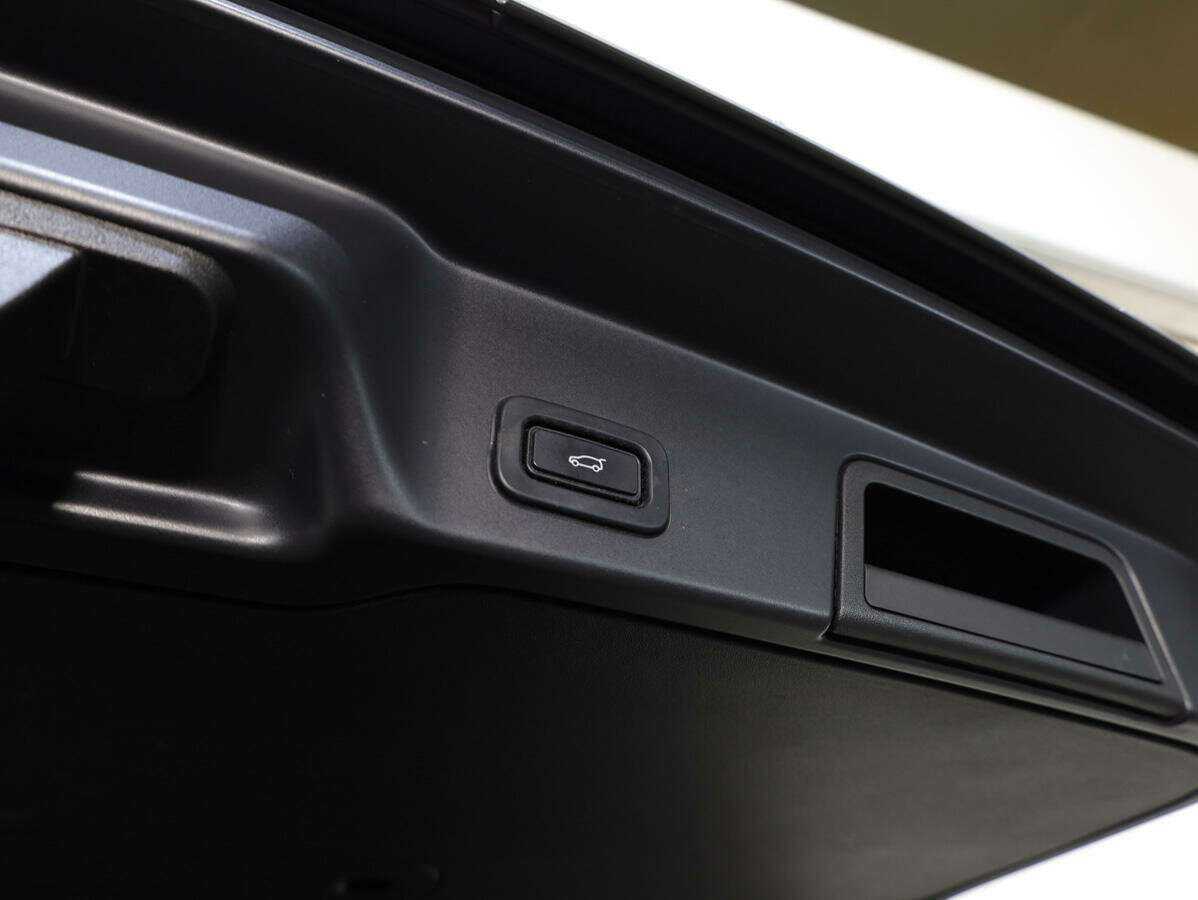 Купить Land Rover Range Rover Evoque, 2019, 50 240 км, фото №7