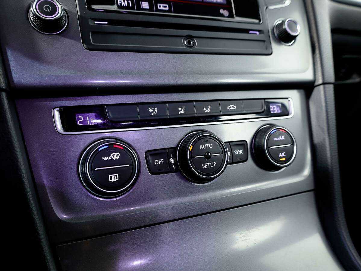 Купить Volkswagen Golf, 2013, 136 879 км, фото №14