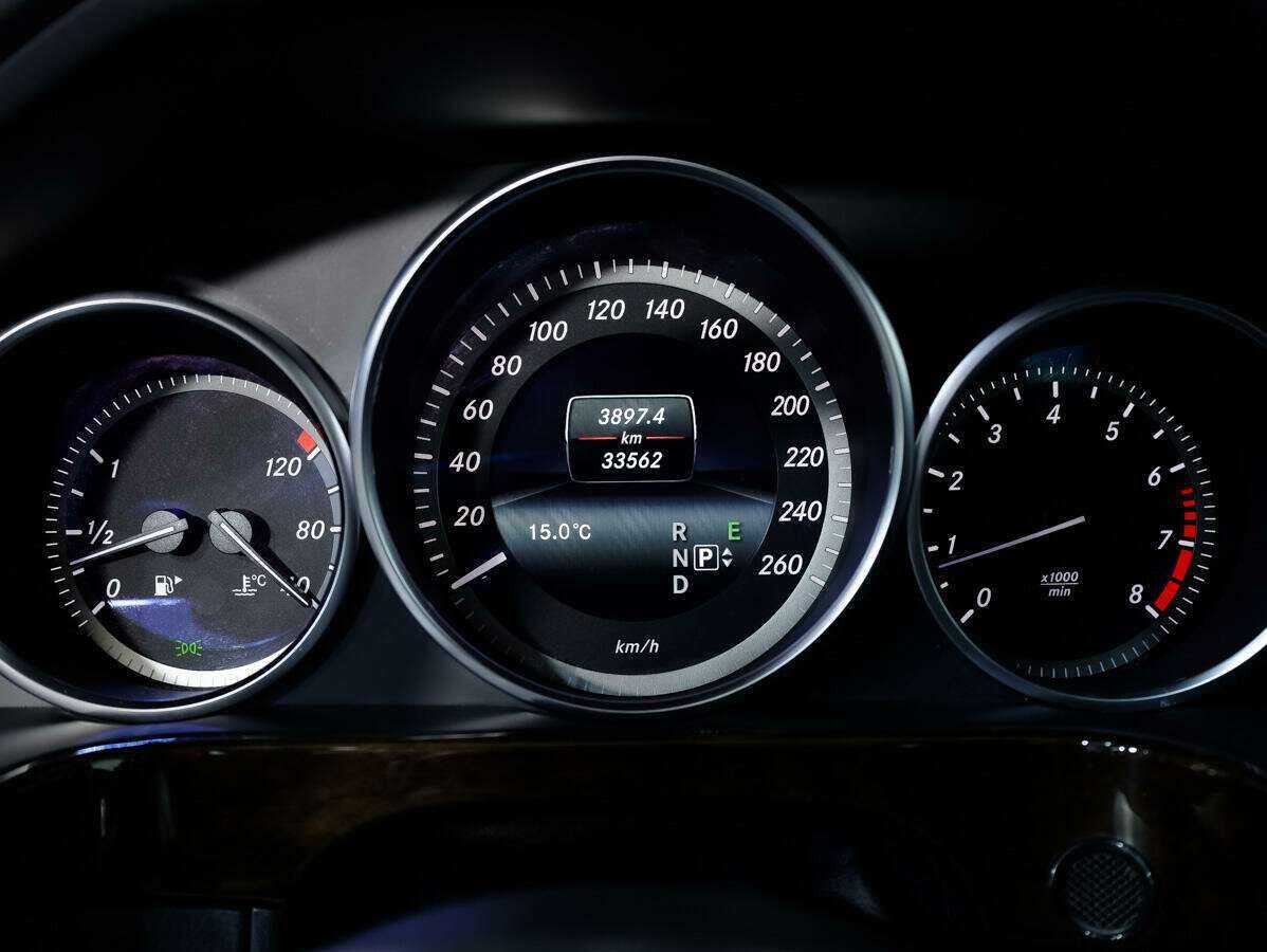 Купить Mercedes-Benz E-Класс 200, 2014, 33 562 км, фото №22