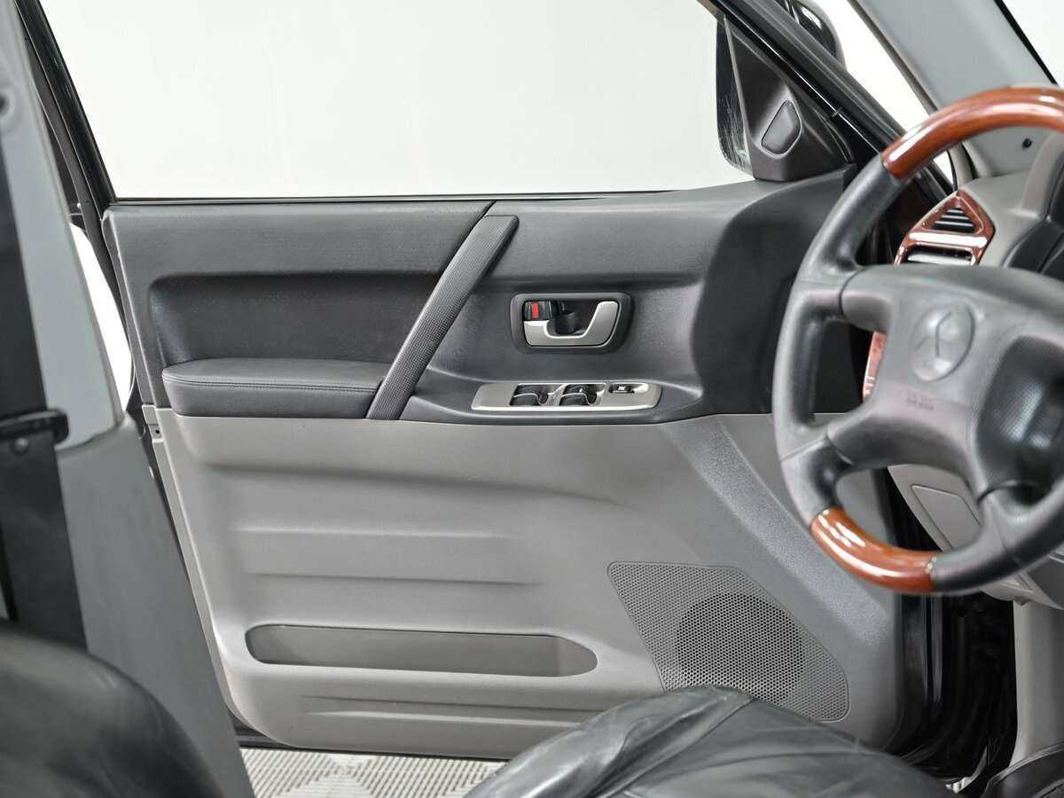 Купить Mitsubishi Pajero, 2005, 218 000 км, фото №11