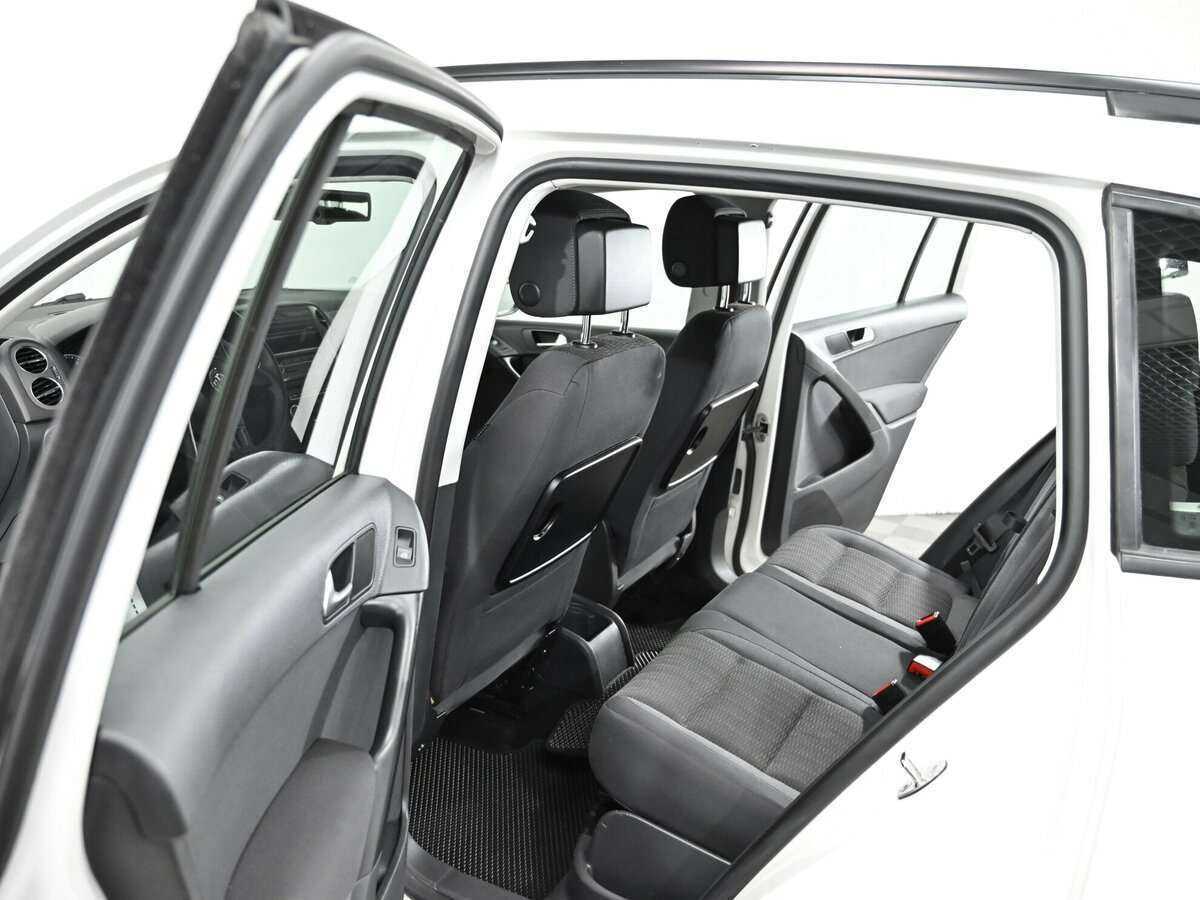 Купить Volkswagen Tiguan, 2011, 134 000 км, фото №11