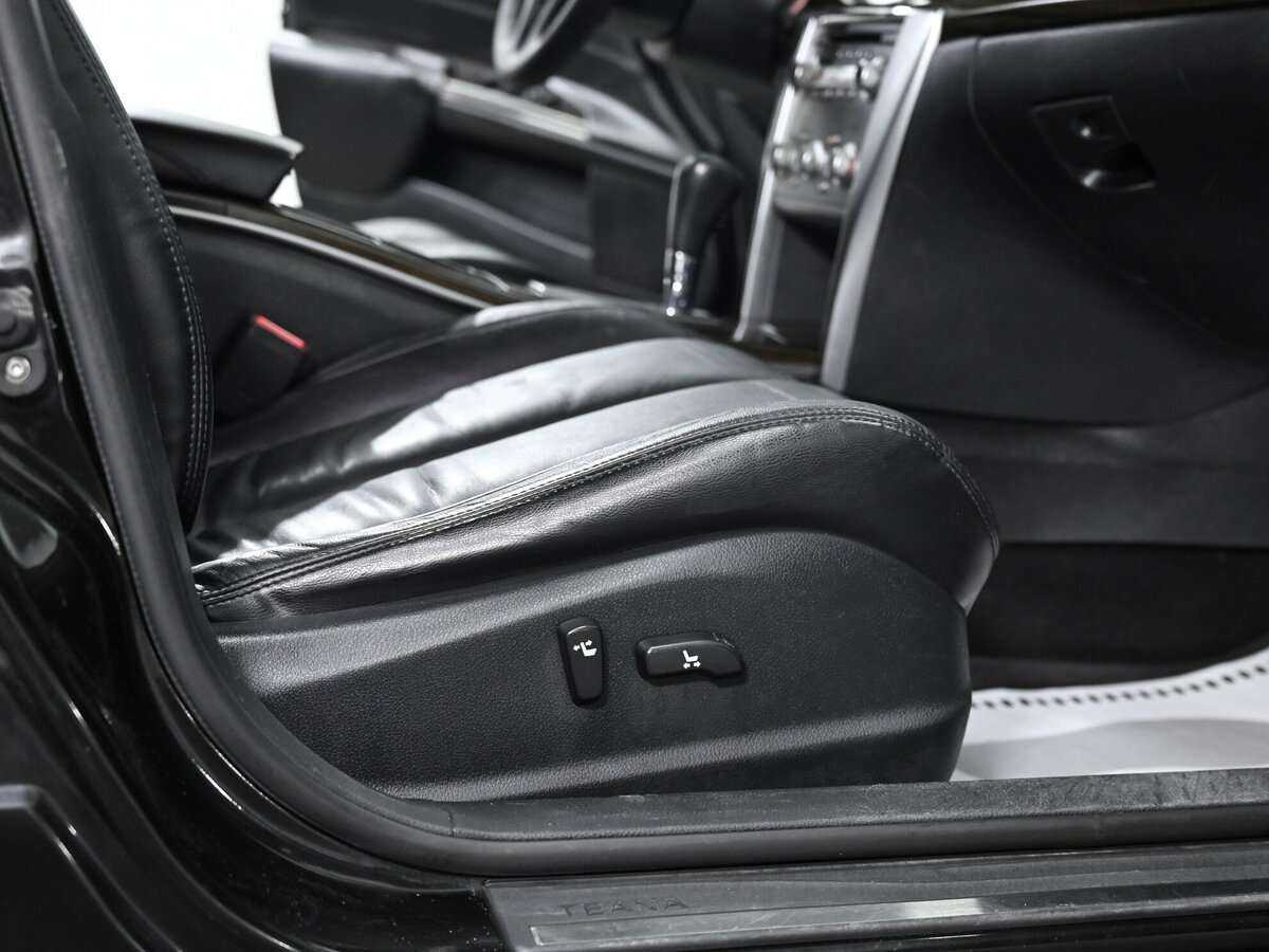 Купить Nissan Teana, 2011, 156 000 км, фото №9