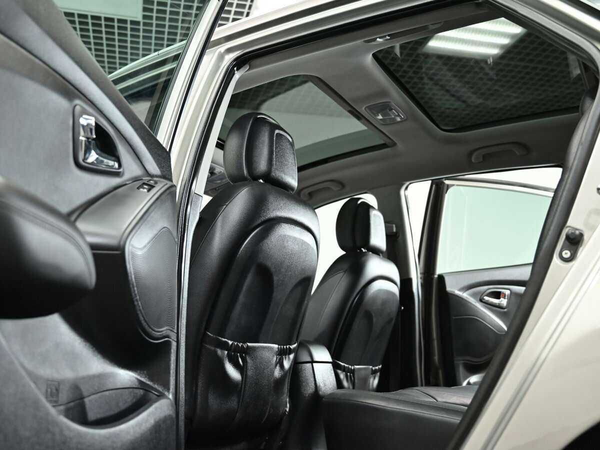 Купить Hyundai ix35, 2011, 143 000 км, фото №7