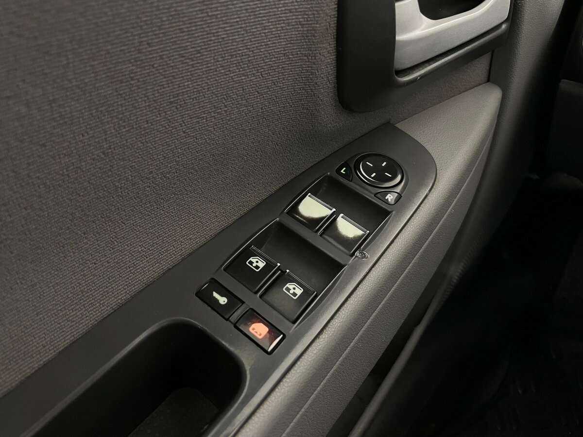 Купить Lada (ВАЗ) Priora, 2012, 189 043 км, фото №16