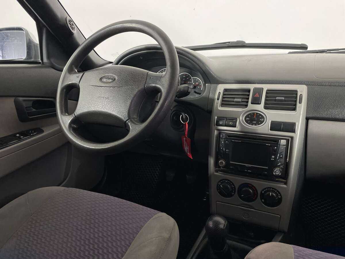 Купить Lada (ВАЗ) Priora, 2008, 215 629 км, фото №12