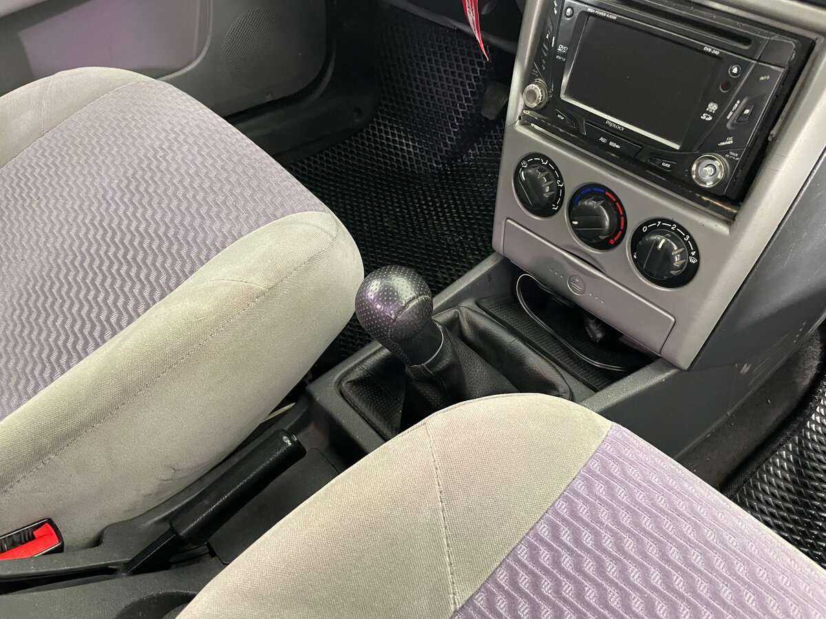 Купить Lada (ВАЗ) Priora, 2008, 215 629 км, фото №15