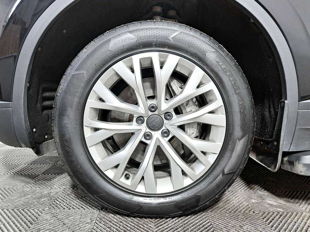 Купить Volkswagen Touareg, 2018, 185 018 км, фото №15