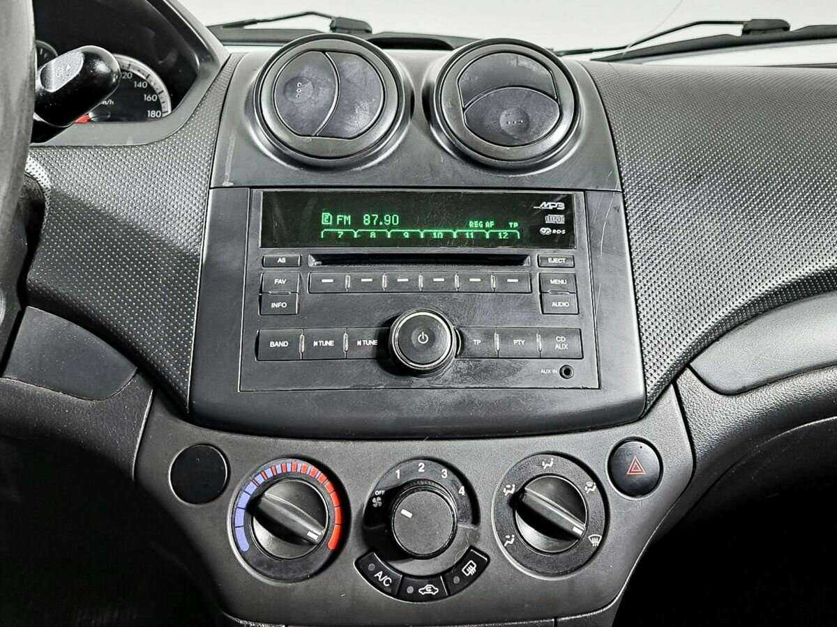 Купить Chevrolet Aveo, 2009, 240 000 км, фото №13