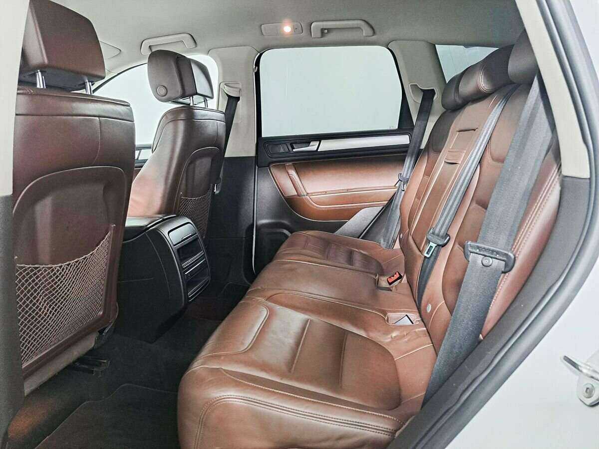 Купить Volkswagen Touareg, 2012, 253 150 км, фото №8